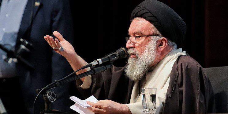 آیت‌الله خاتمی: جهاد تبیین رسالت الهی علمای دین است/ مردم با نظام و حاکمیت همراه هستند
