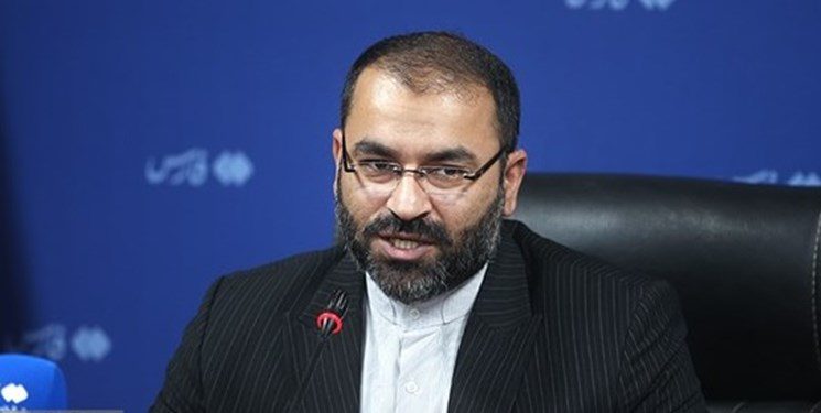 محفوظی: راهکار عملیاتی «مهار تورم و رشد تولید» اصلاح نظام بانکی و تعطیلی بازار ثانویه بورس است