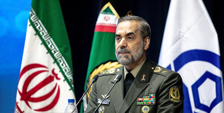 امیر آشتیانی: حرکت ملت ایران با وجود تحریم‌ها و جنگ ترکیبی پرقدرت‌تر ادامه پیداکرد
