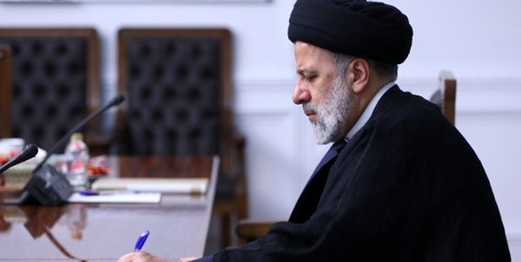 رئیسی درگذشت مادر شهیدان سجادی را تسلیت