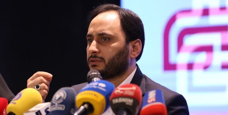 بهادری جهرمی: امروز منافقین در پیاده‌روهای آلبانی دنبال جای خواب می‌گردند