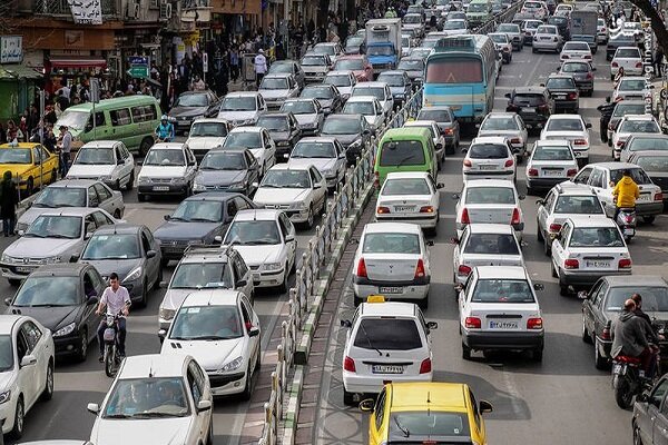 ترافیک ۱۴ کیلومتری و سنگین در آزادراه قزوین – رشت