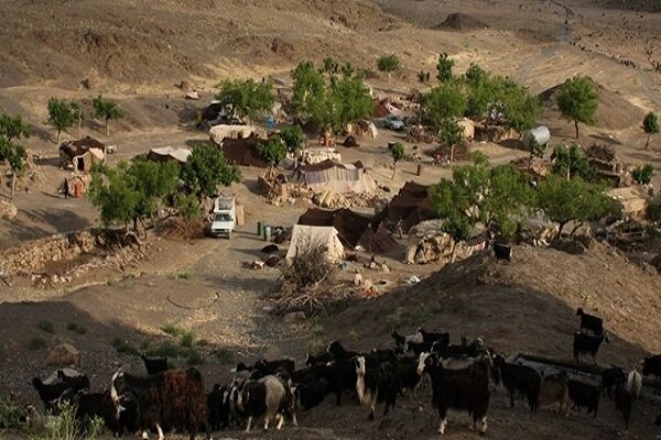 روشنایی چادرهای عشایر ایلام با پنل های خورشیدی| دغدغه برق رفع شد