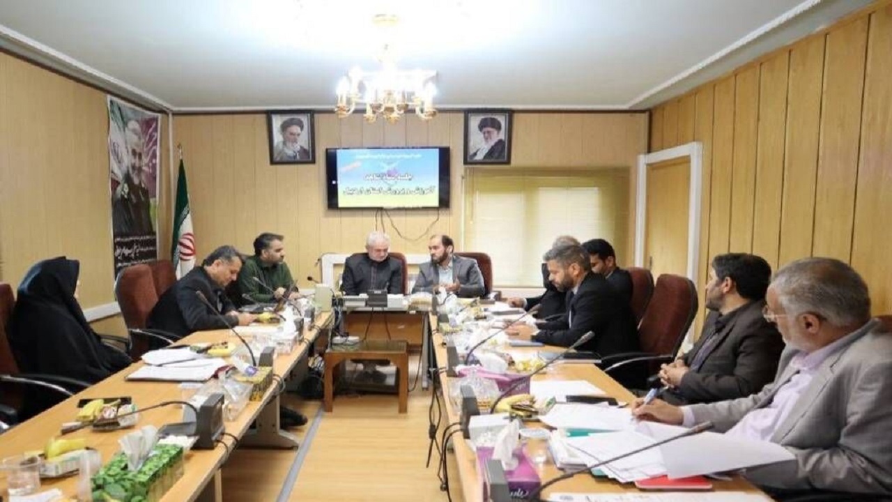 مدارس شاهد اردبیل به پایگاه ترویج علمی فرهنگ ایثار تبدیل شود