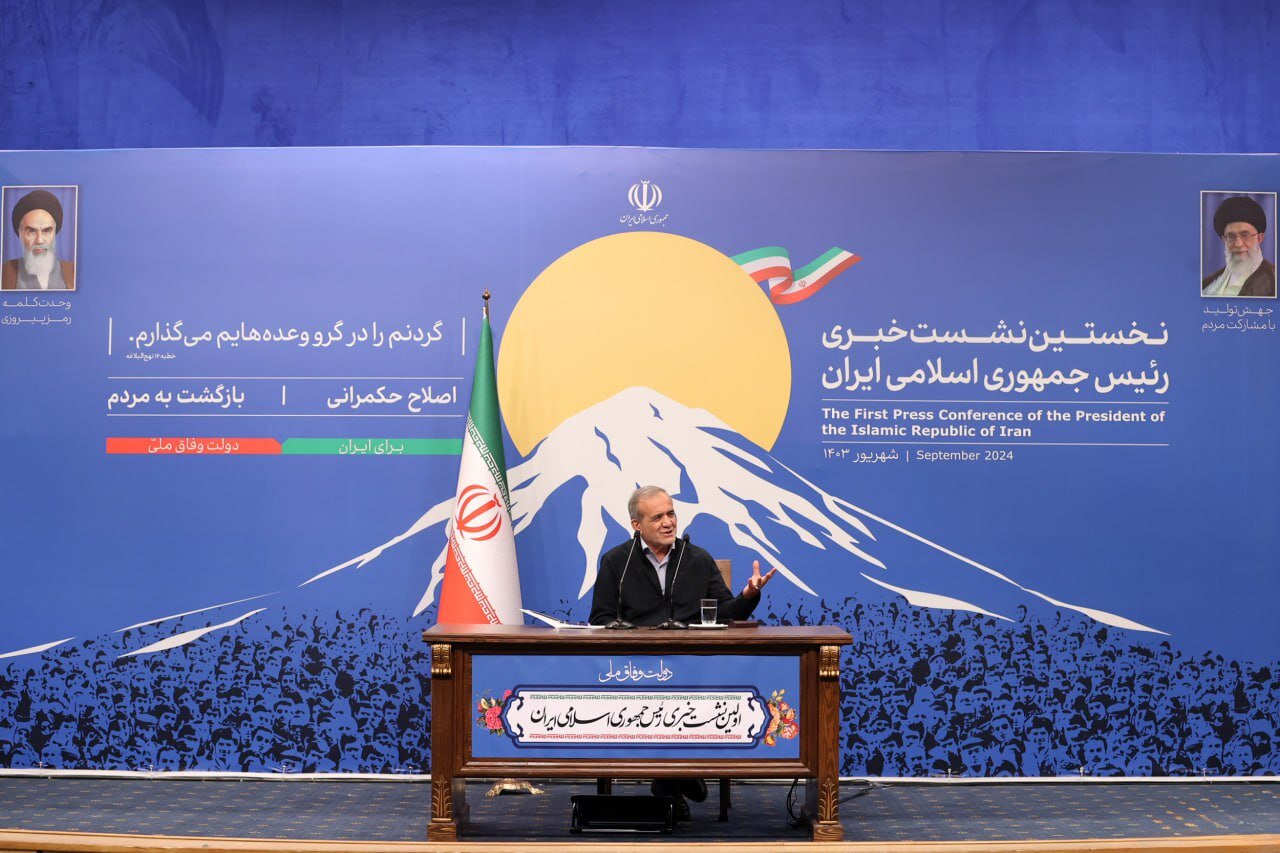 پزشکیان: دوستان دوران تحریم را فراموش نمی‌کنیم/تاکید بر تقویت روابط با کشورهای همسایه