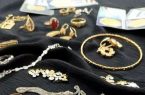 اهدای طلا توسط ۲۰۰ بانوی اردبیلی به جبهه مقاومت