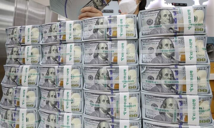 داستان دلارهای آمریکا برای افغانستان داستان دلارهای آمریکا برای افغانستان