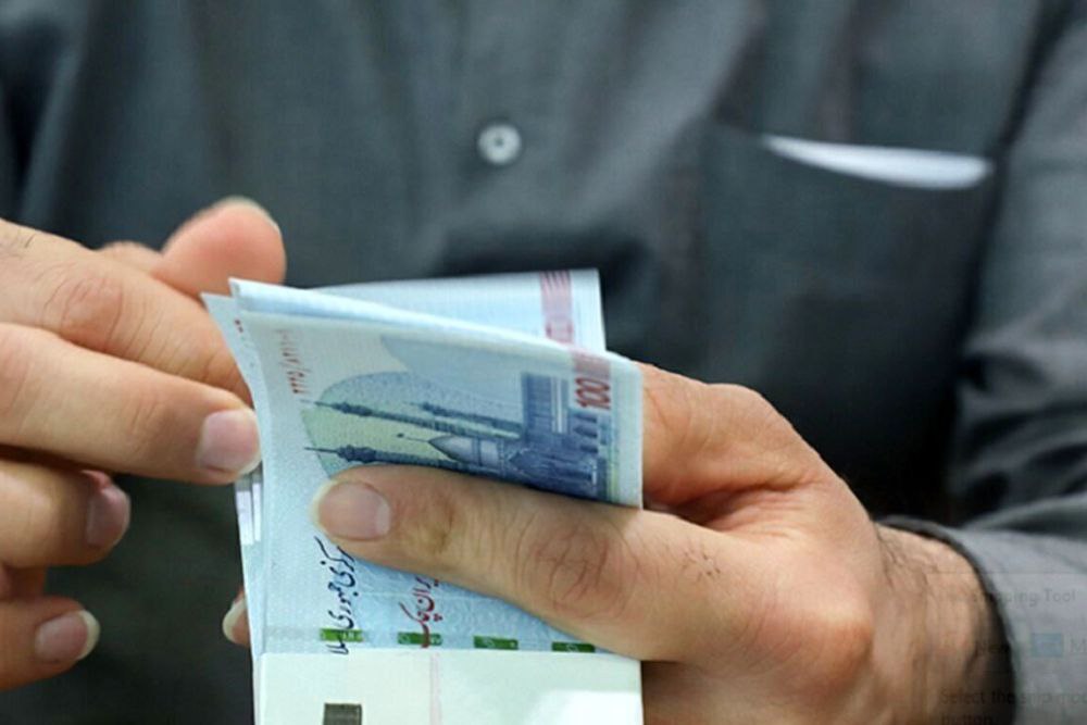 جدول افزایش حقوق کارمندان دولت در سال ۱۴۰۴ اعلام شد