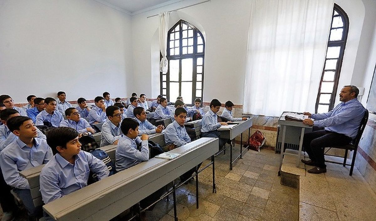 جذب ۲۰ هزار سرایدار و خدمتگزار در آموزش و پرورش