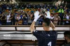 انتخاب سرمربی فصل آینده استقلال در آزادی؛ کنایه هواداران به پرسپولیس