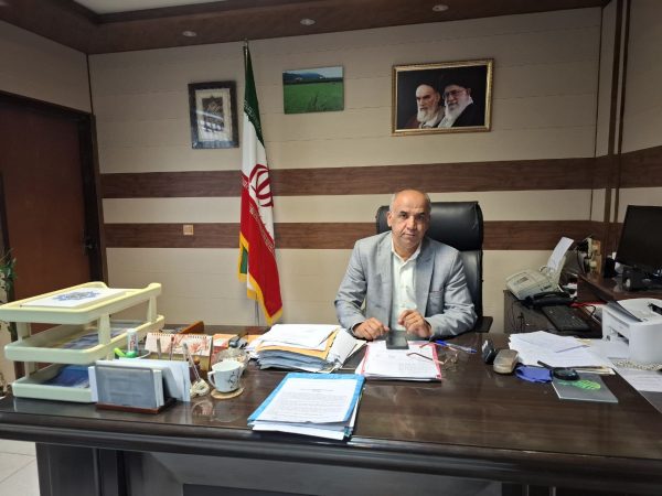 کشاورزان بدون نگرانی با کارشناسان سرشماری همکاری کنند