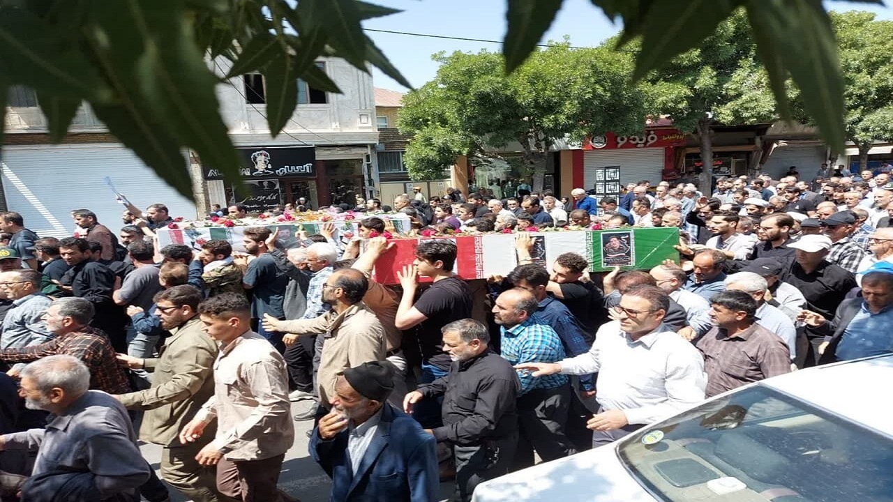 مراسم تشییع پیکر‌های پاک شهدای حمله هوایی اسرائیل در خلخال برگزار شد