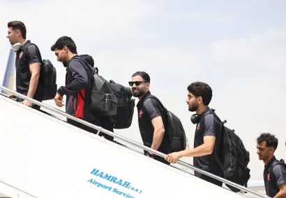 بازگشت از دوربرگردان اصفهان به استانبول/ یاسین لبخندزنان در جمع پرسپولیسی‌ها!