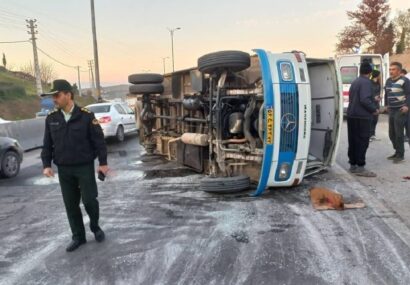 حادثه رانندگی در پارس‌آباد ۲۶ مصدوم و یک فوتی برجا گذاشت