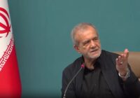 رئیس‌جمهور: بنزین محرومان گران نمی‌شود، اما پرمصرف‌ها باید هزینه بیشتری بپردازند
