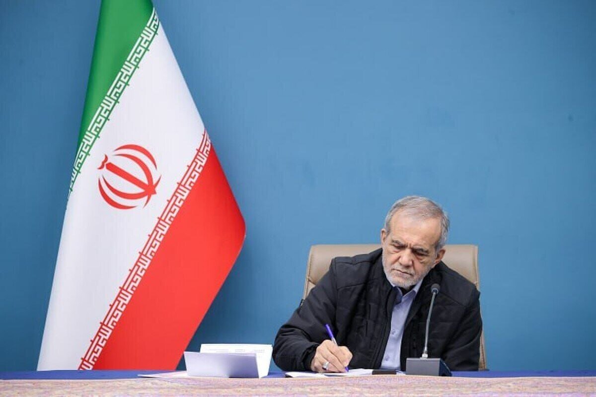 پزشکیان خطاب به نیروهای مسلح: خدا خصمتان را درهم شکند