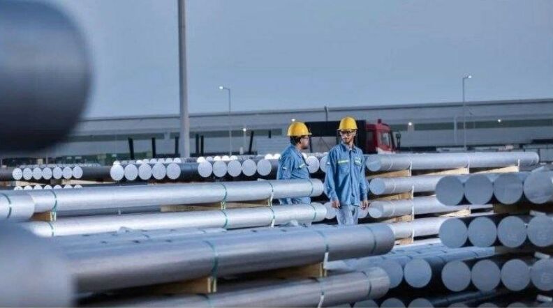 آسیب قابل‌توجه به بزرگ‌ترین کارخانه آلومینیوم امارات در حمله موشکی و پهپادی ایران