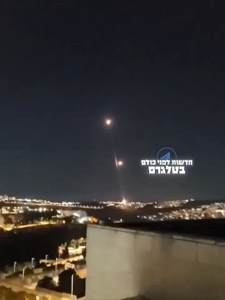 موشک فتاح ــ ۱ ایران با فعال‌سازی موتور ثانویه از سد ۱۲ موشک رهگیر عبور کرد