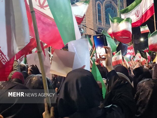 شب‌های پرشور اردبیل؛ فریاد حمایت از انقلاب
