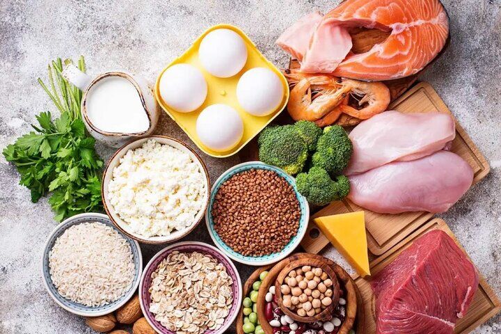 تأمین و توزیع ۱۲۰هزار تن کالای اساسی در استان اردبیل