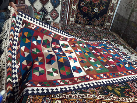 پرونده شهر جهانی گلیم را پیگیر هستیم