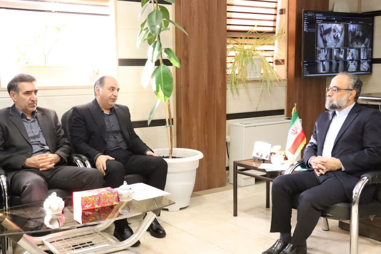 تاکید دادستان بر بیمه فراگیر دام و طیور اردبیل