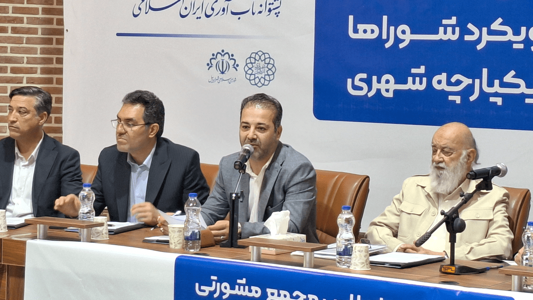 دبیرخانه مشترک شوراهای مراکز استان‌ها تشکیل شود