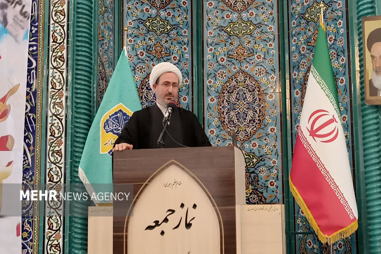مقاومت و انسجام ملی توطئه‌های دشمنان را خنثی می‌کند