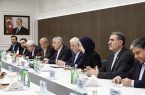 مجوز تردد زمینی برای بازرگانان و گردشگران صادر شود