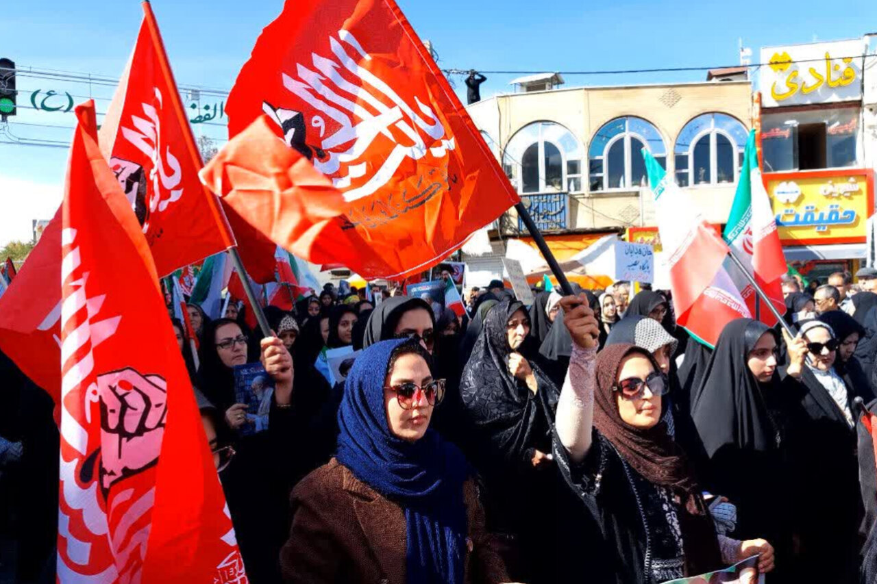 هم‌صدایی جان‌فدایان در مشگین شهر؛ ملت در میدان پشتیبانی از ایران