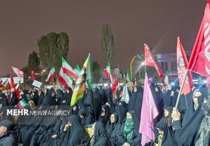 اردبیل همصدا با آرمان‌های شهدا در شب ۲۴۳